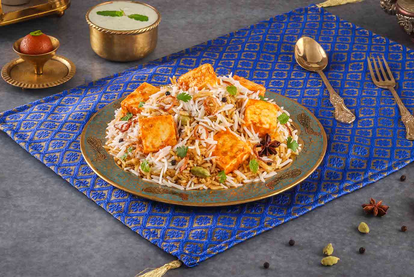 Order Hyderabadi Zaikedaar Paneer Spicy Paneer Dum Biryani Serves 1